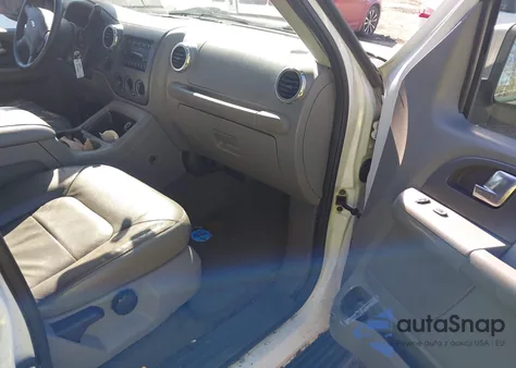 2004 Ford Expedition Xlt z USA, uszkodzony, nr VIN 1FMPU16W94LB44764